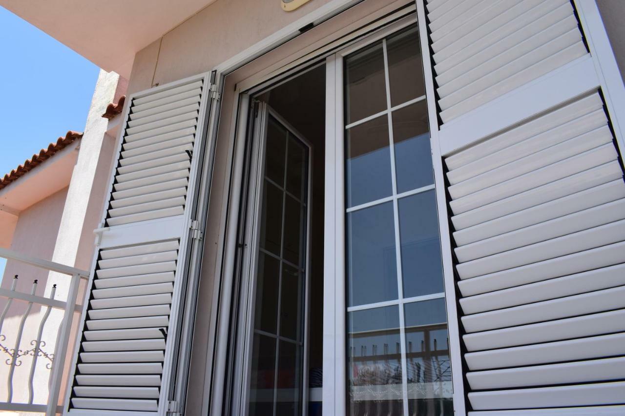 אורמוס פנגיאס Villa Close To The Beach מראה חיצוני תמונה